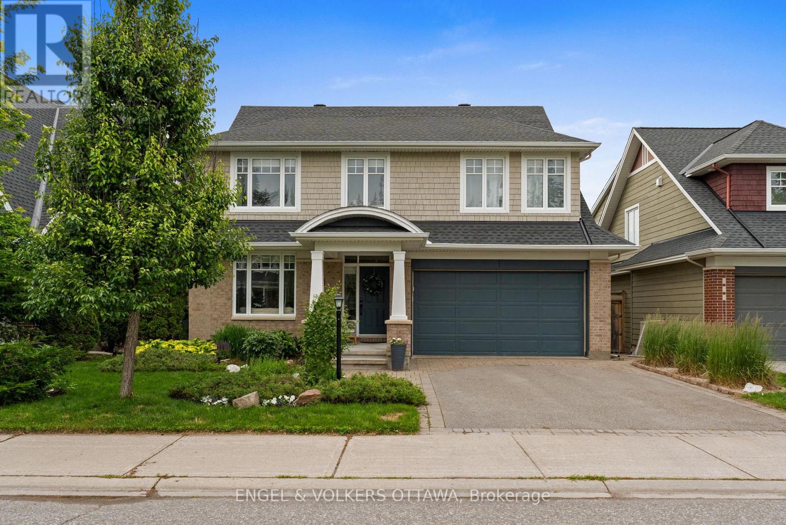 564 ERINWOODS CIRCLE, Ottawa, Ontario
