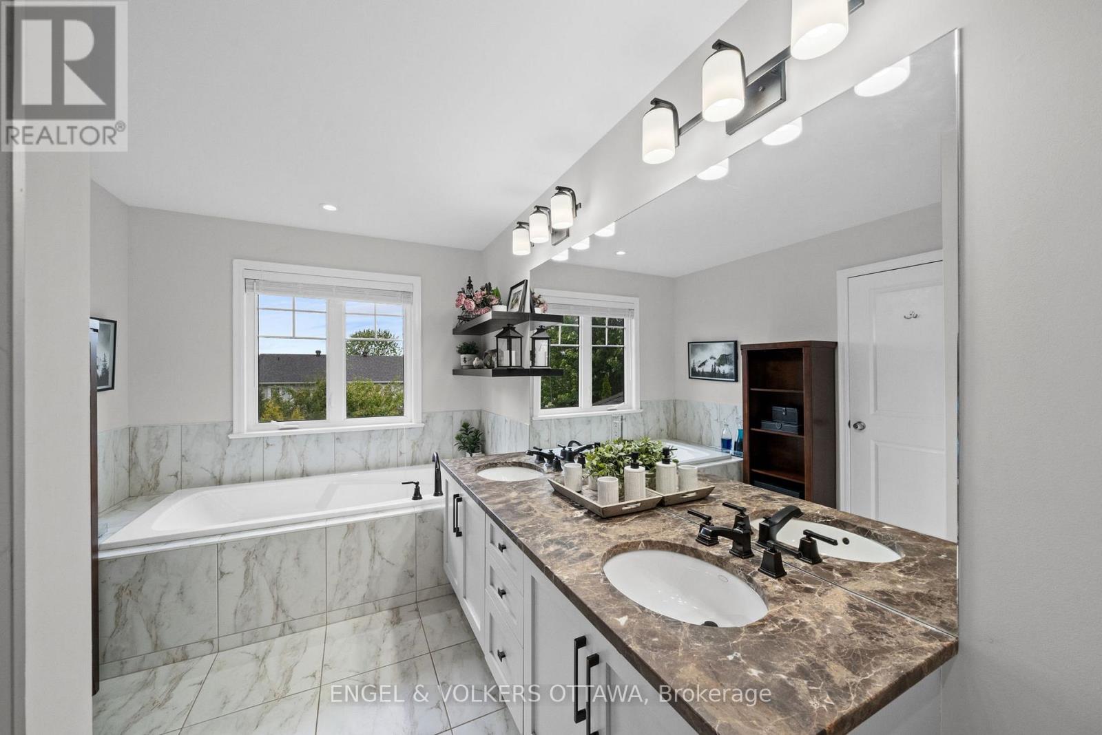 564 Erinwoods Circle, Ottawa, Ontario  K2J 5M8 - Photo 23 - X13498346