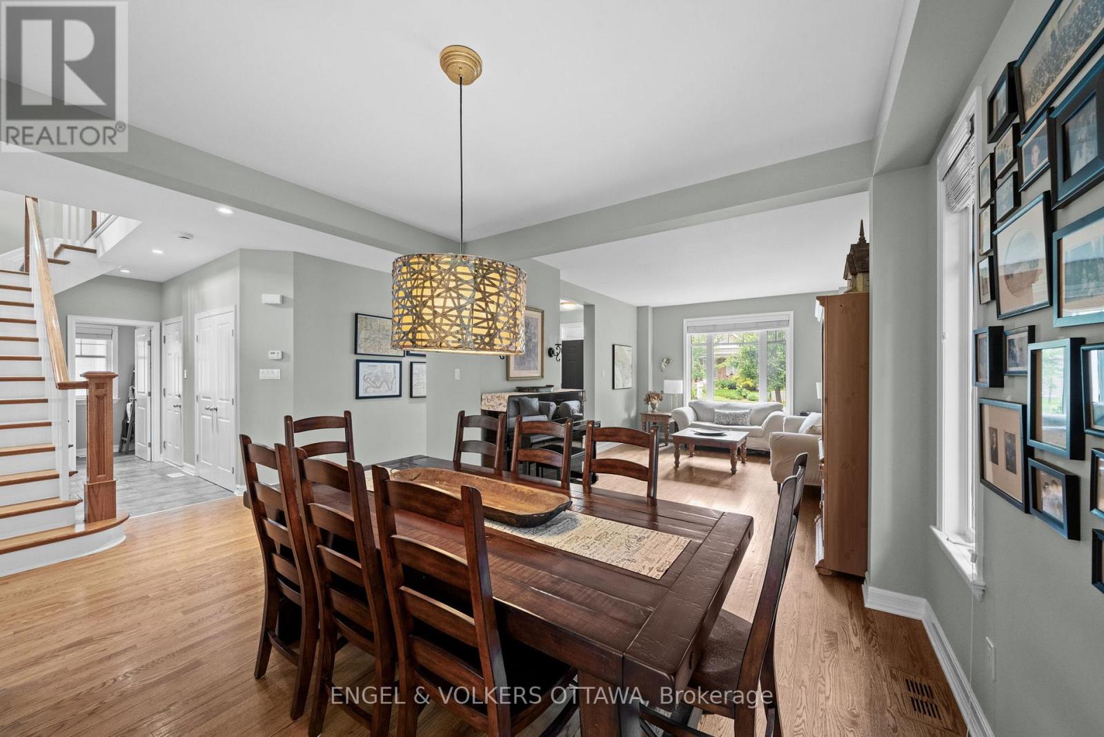 564 Erinwoods Circle, Ottawa, Ontario  K2J 5M8 - Photo 8 - X13498346