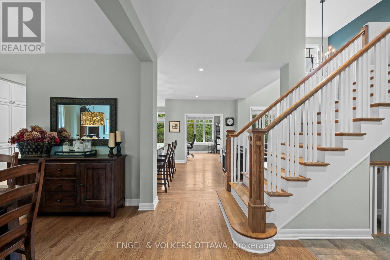 564 Erinwoods Circle, Ottawa, Ontario  K2J 5M8 - Photo 9 - X13498346