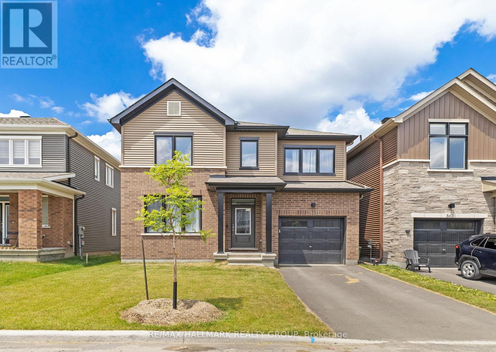 360 PENINSULA ROAD, Ottawa, Ontario