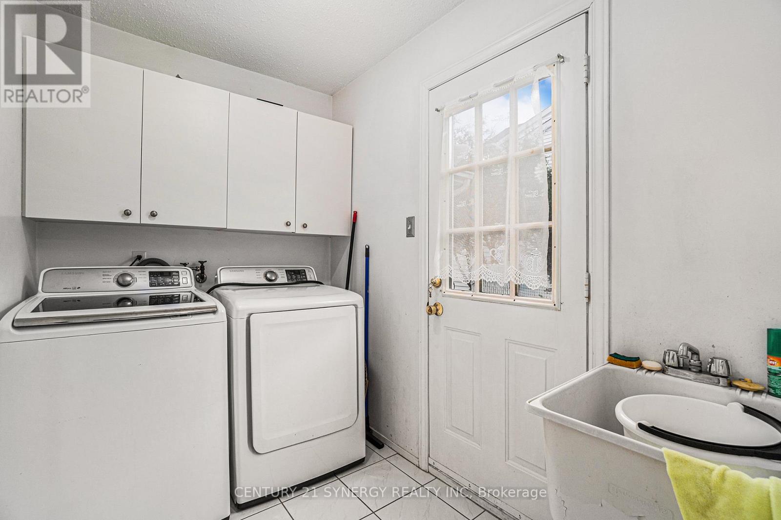 6415 Viseneau Drive, Ottawa, Ontario  K1C 5J2 - Photo 15 - X13498398