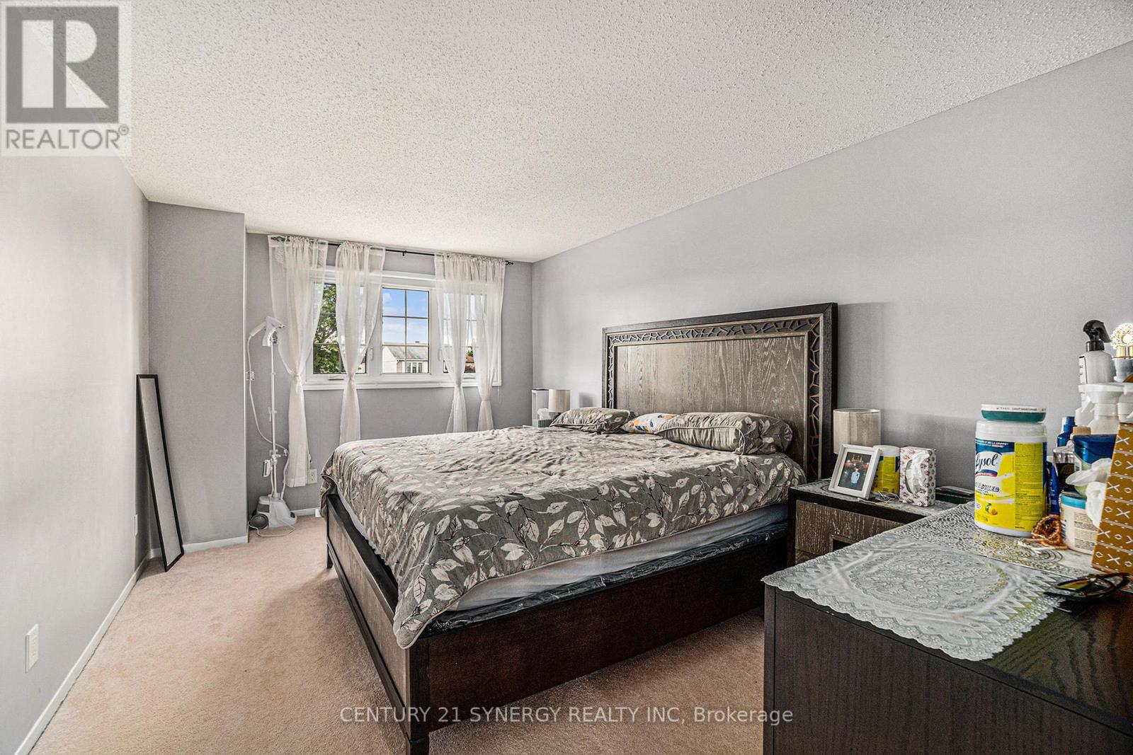 6415 Viseneau Drive, Ottawa, Ontario  K1C 5J2 - Photo 18 - X13498398