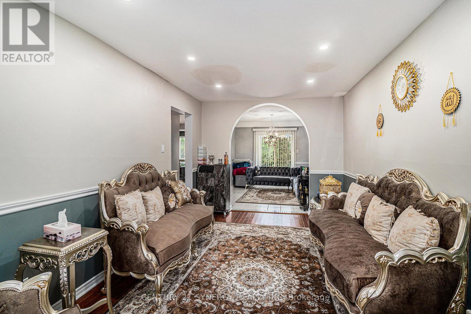 6415 Viseneau Drive, Ottawa, Ontario  K1C 5J2 - Photo 4 - X13498398