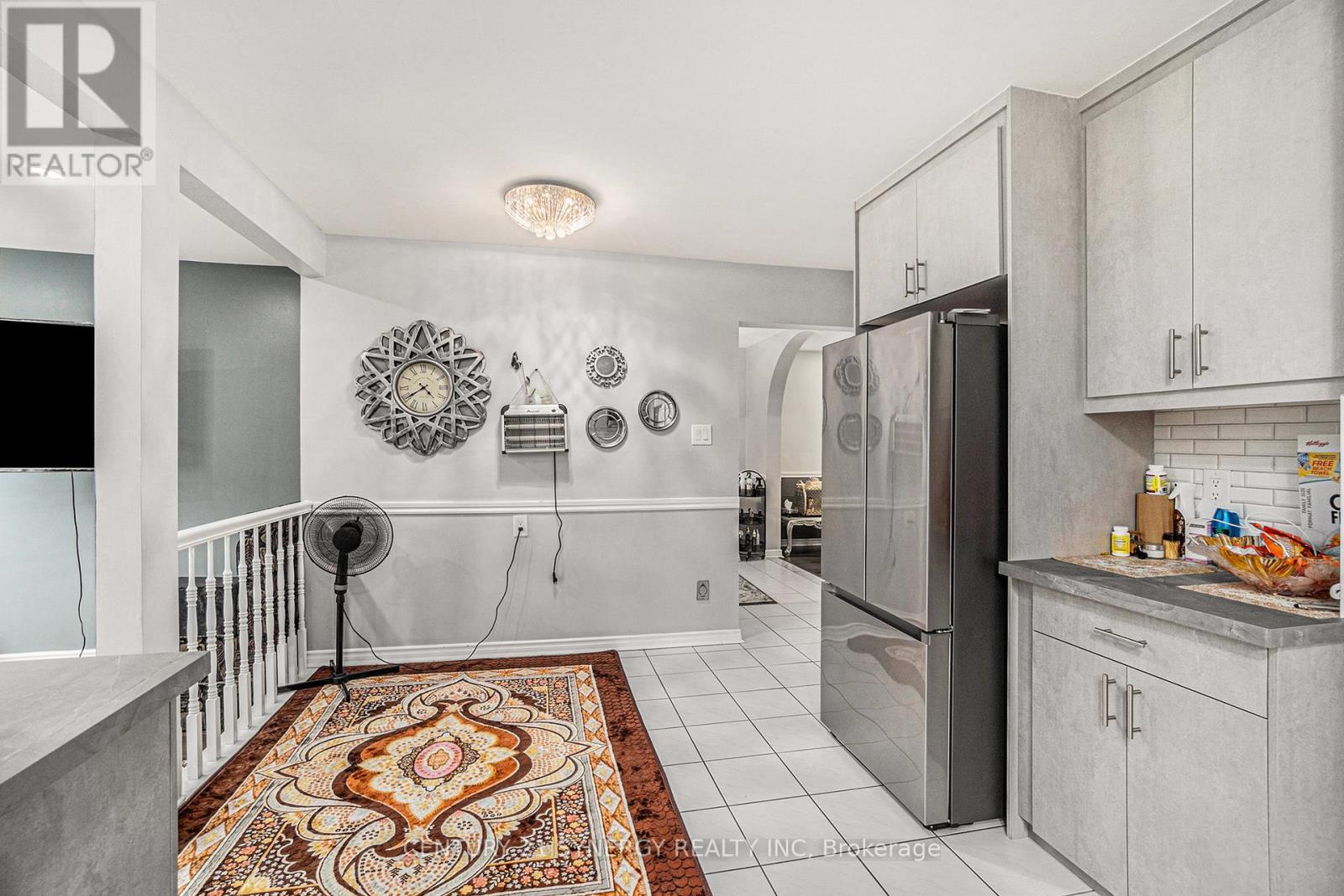 6415 Viseneau Drive, Ottawa, Ontario  K1C 5J2 - Photo 7 - X13498398