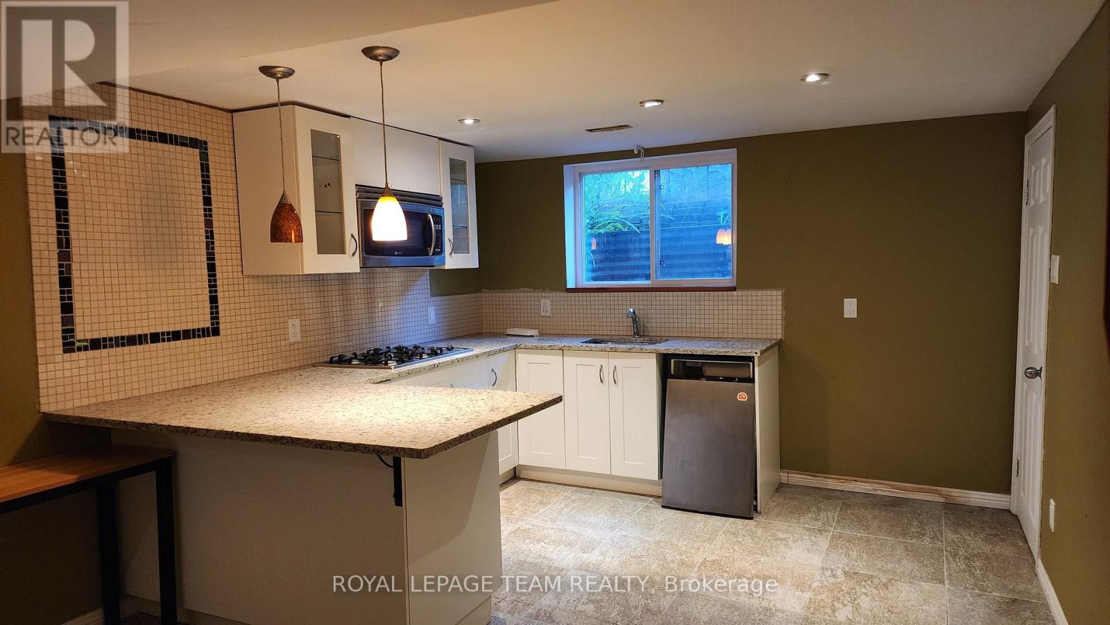 1013 Cadboro Road, Ottawa, Ontario  K1J 8C8 - Photo 22 - X13498408