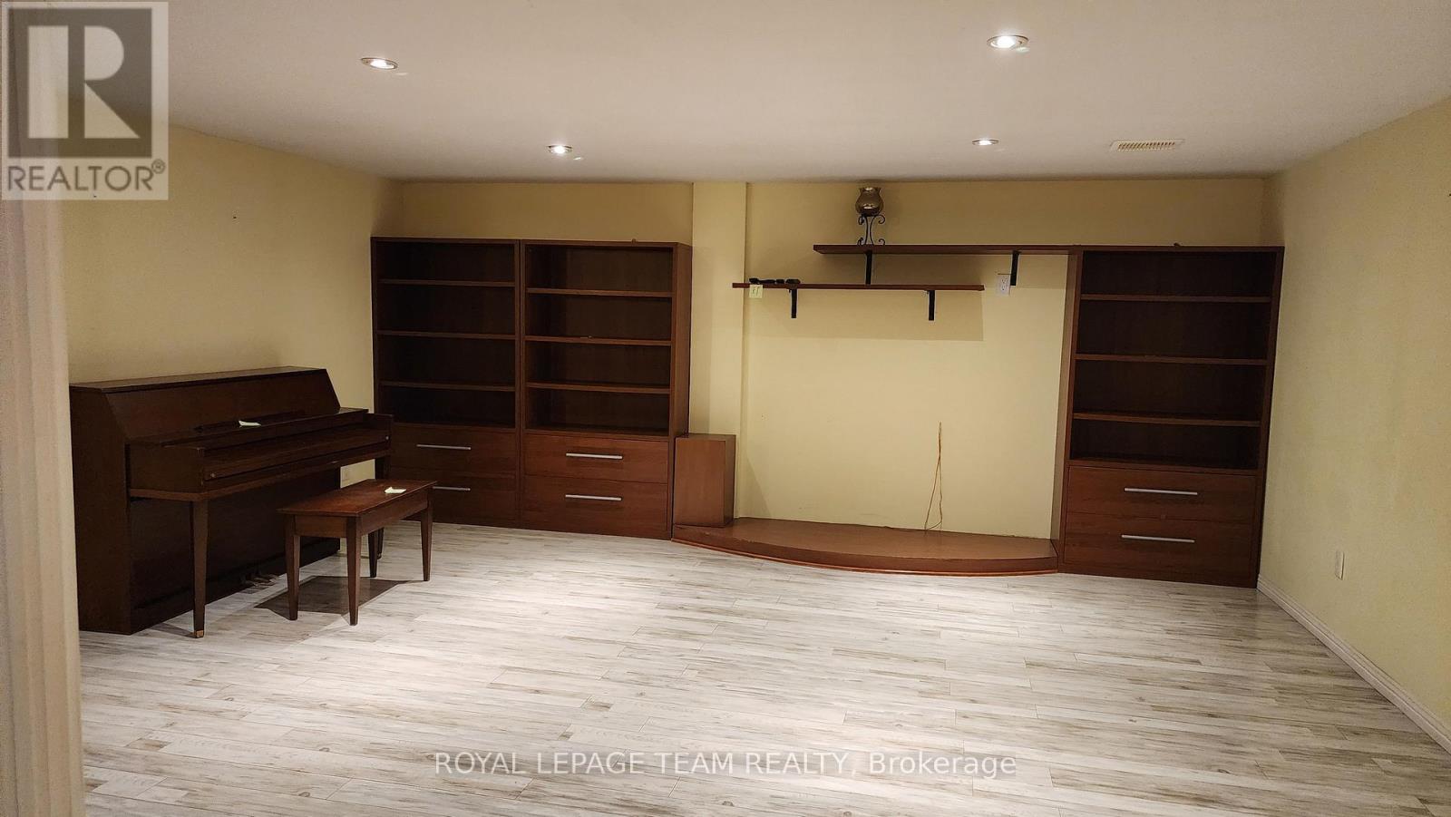 1013 Cadboro Road, Ottawa, Ontario  K1J 8C8 - Photo 25 - X13498408