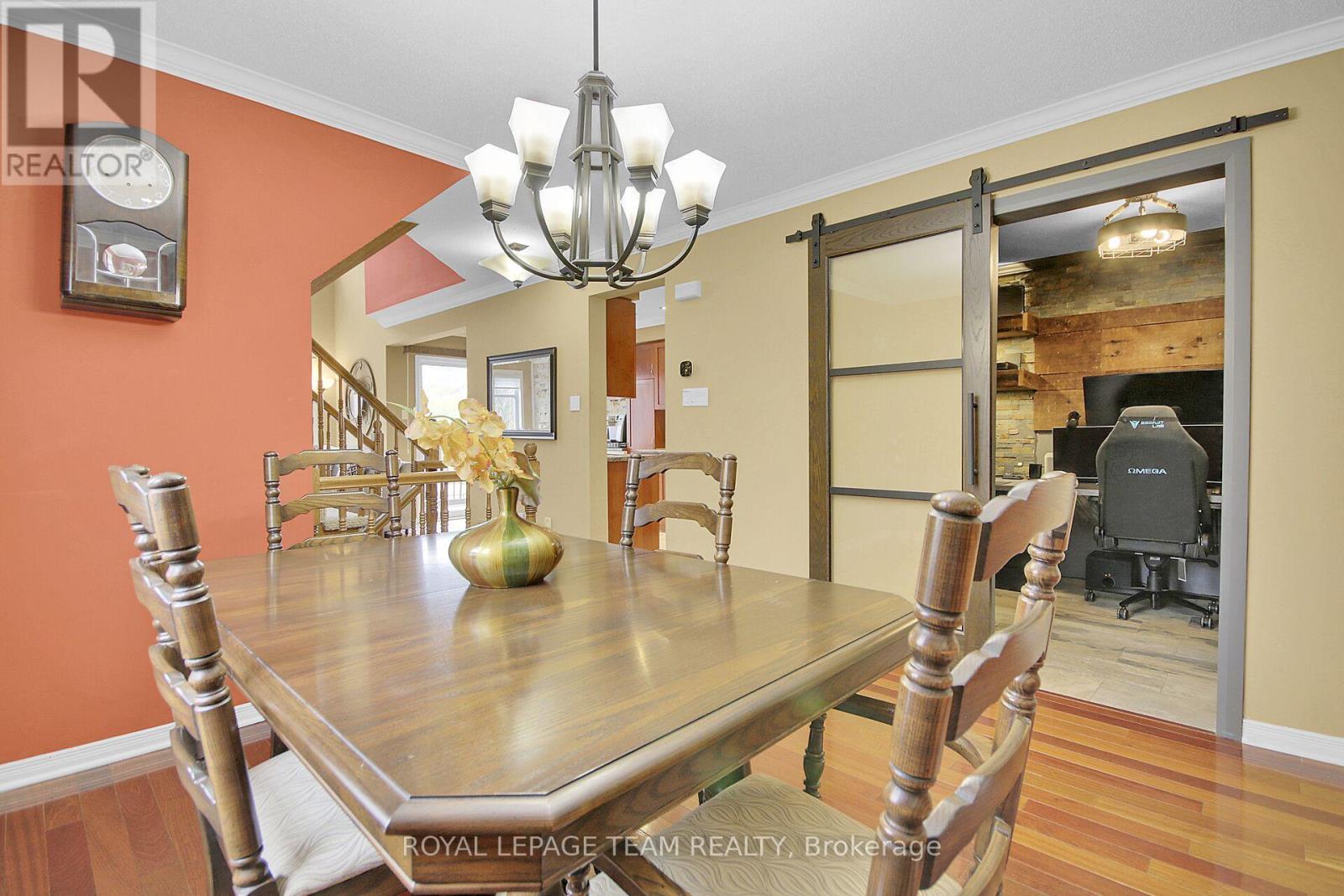 2136 Bergamot Circle, Ottawa, Ontario  K4A 4R4 - Photo 8 - X13498536