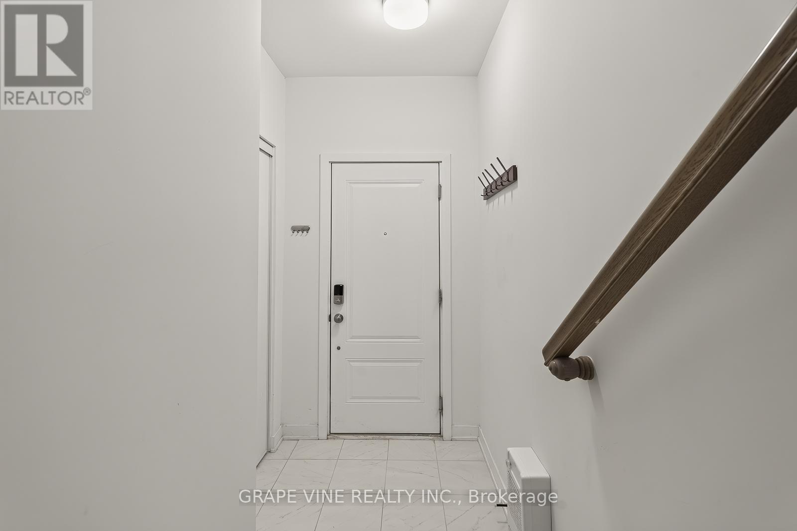 369 Olivenite Private, Ottawa, Ontario  K2J 7J5 - Photo 4 - X13498580