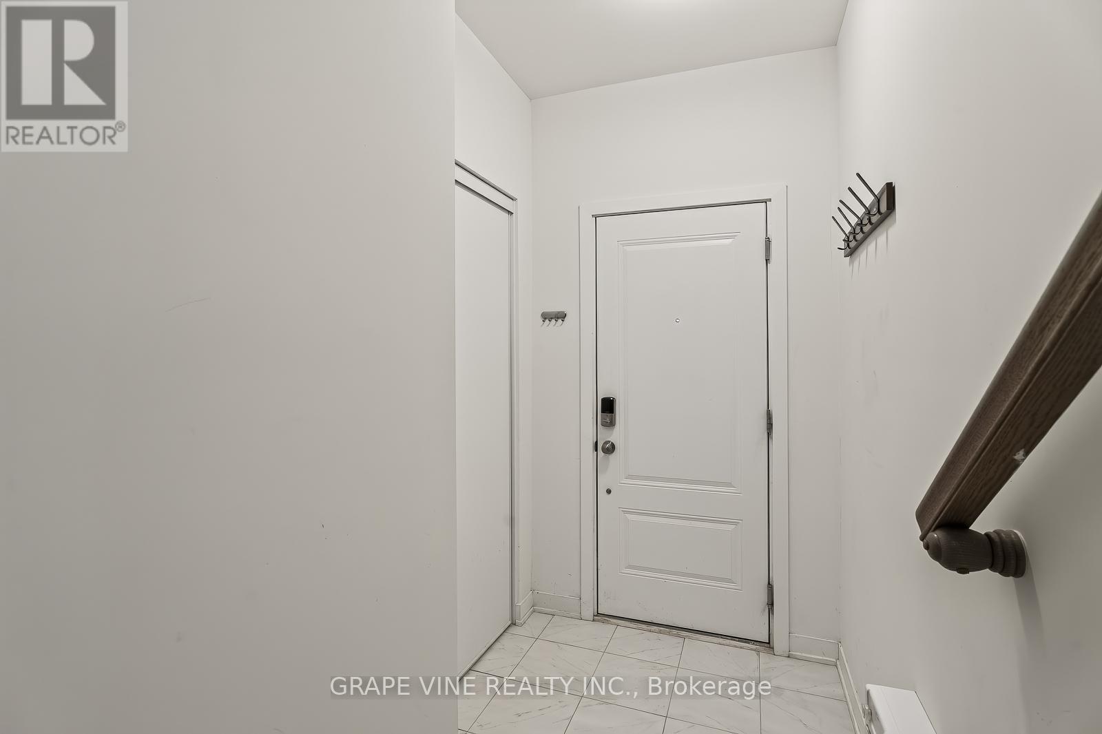 369 Olivenite Private, Ottawa, Ontario  K2J 7J5 - Photo 5 - X13498580