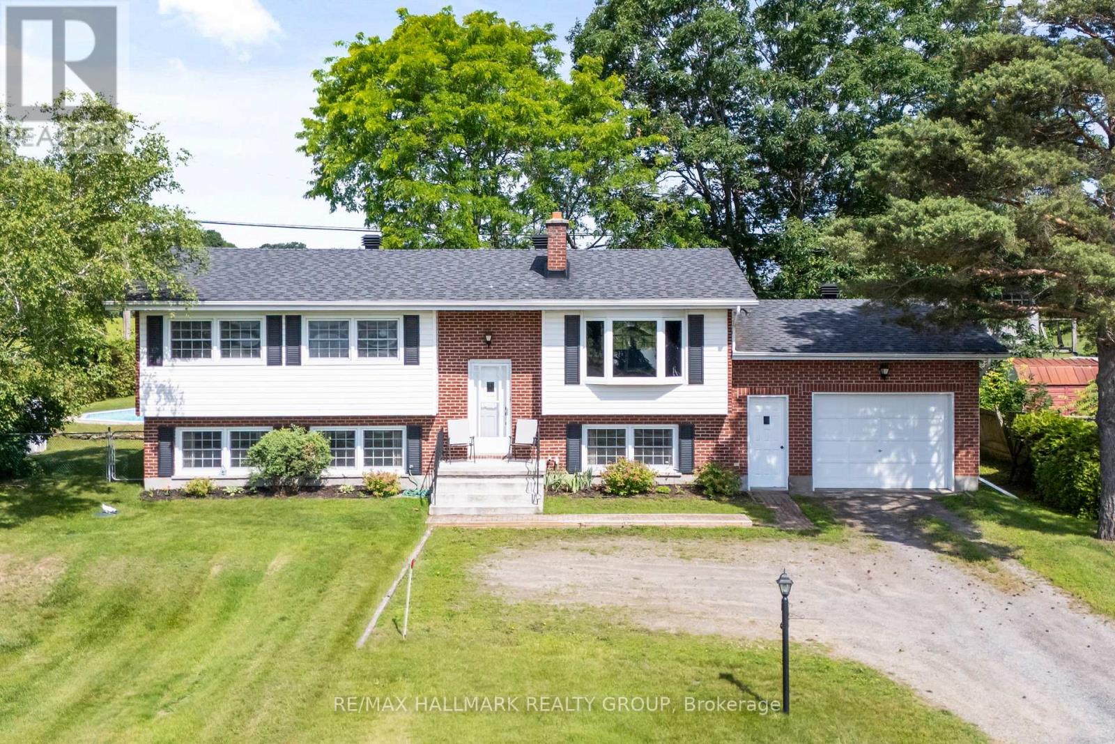 22 St Lawrence Court, Augusta, Ontario  K0E 1T0 - Photo 2 - X13498594