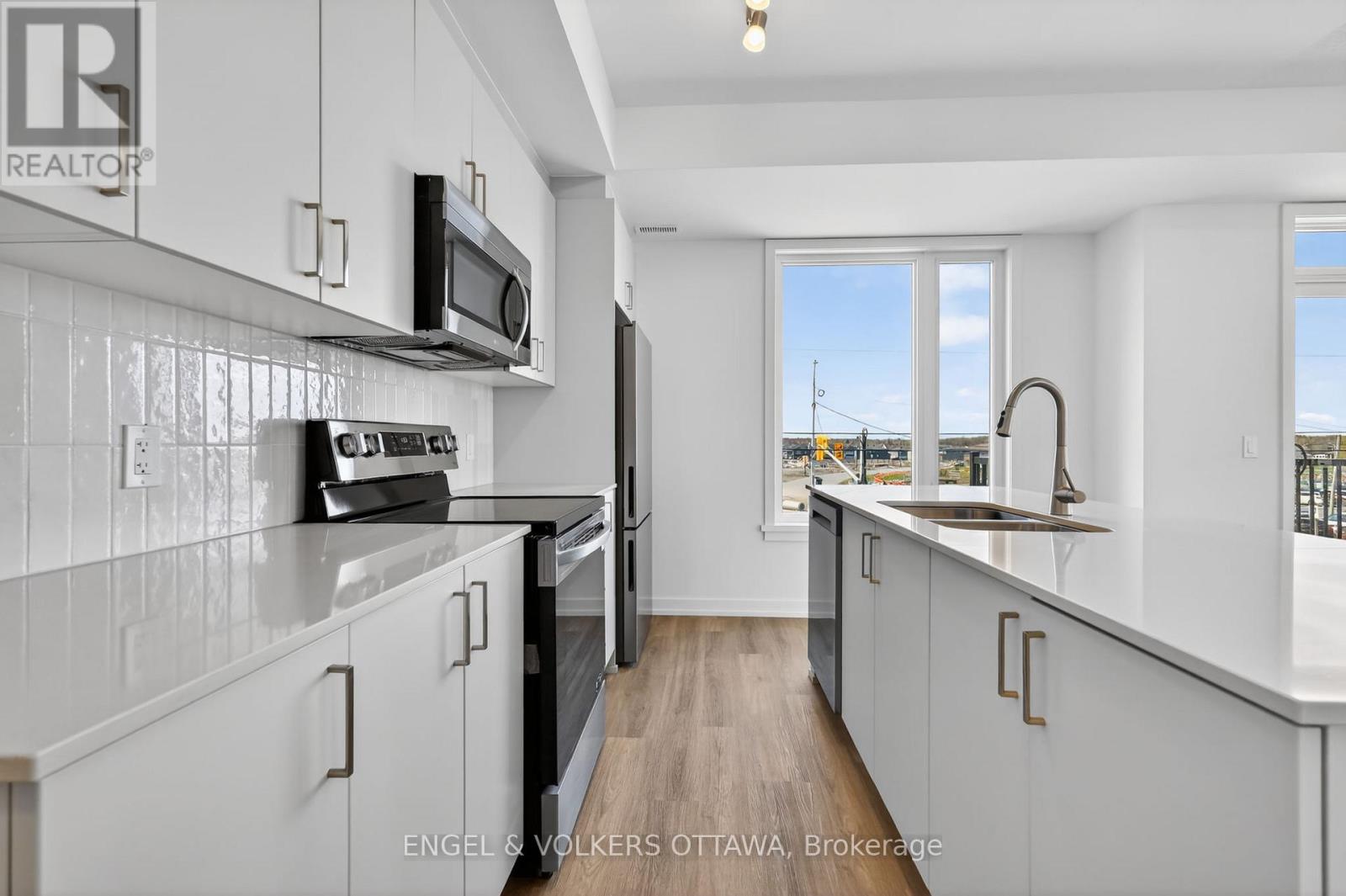 120 Stardust Private, Ottawa, Ontario  K1T 3W6 - Photo 11 - X13498616