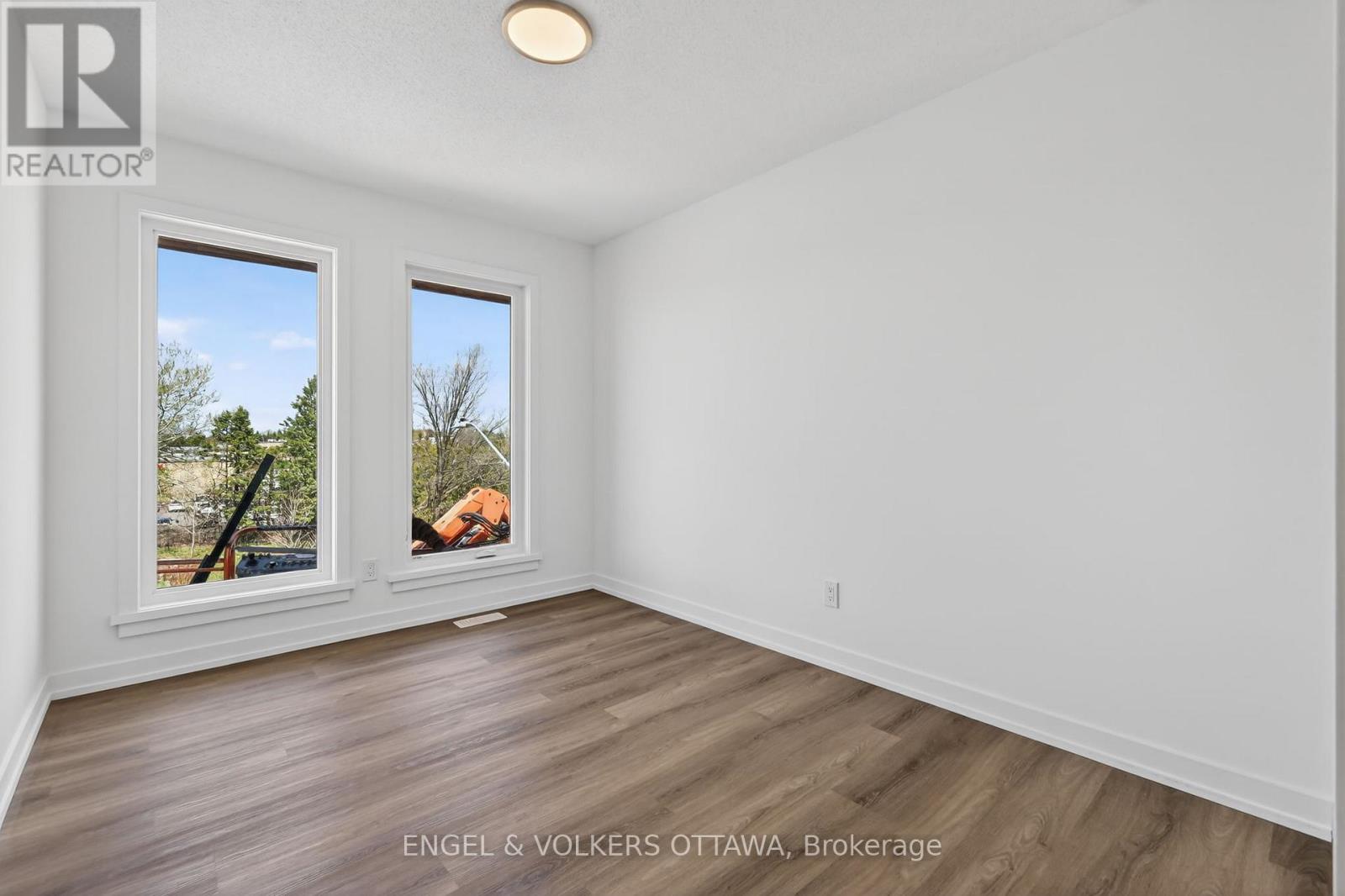 120 Stardust Private, Ottawa, Ontario  K1T 3W6 - Photo 25 - X13498616