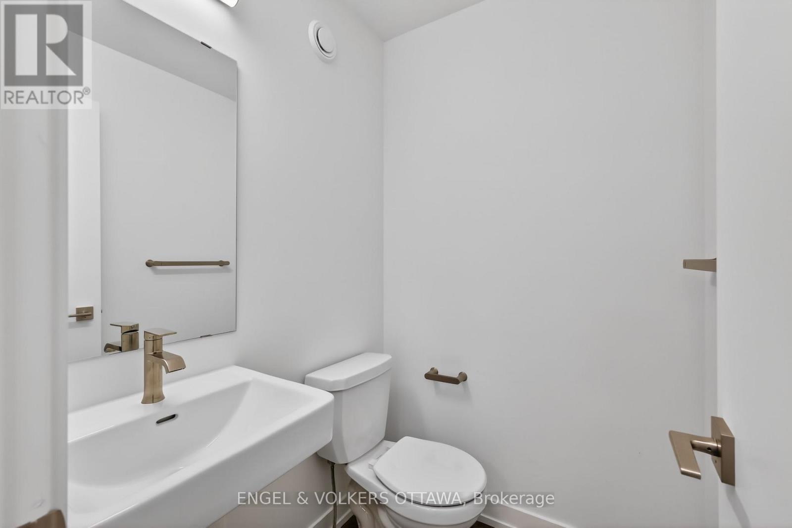 122 Stardust Private, Ottawa, Ontario  K1T 3W6 - Photo 19 - X13498634