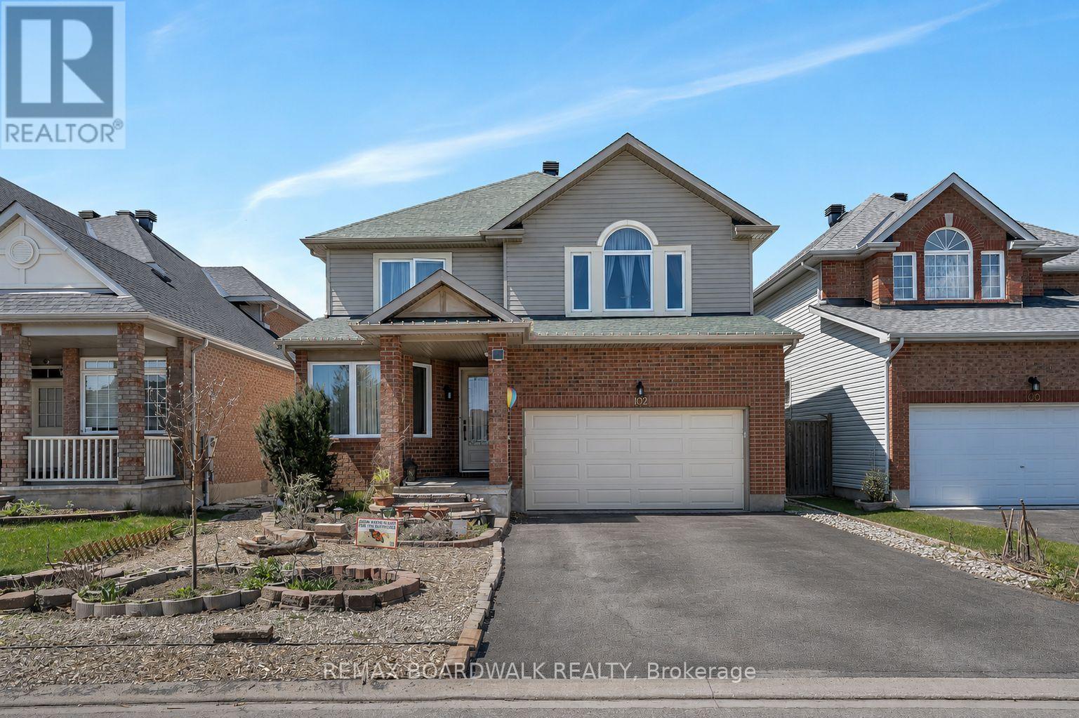 102 Mosswood Court, Ottawa, Ontario  K1V 0N6 - Photo 1 - X13498686