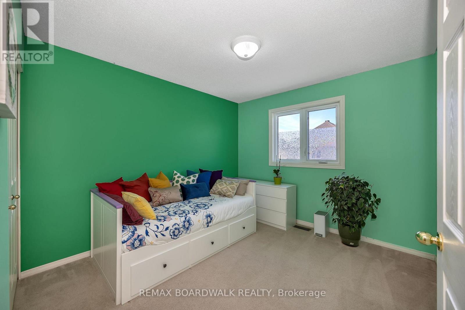 102 Mosswood Court, Ottawa, Ontario  K1V 0N6 - Photo 28 - X13498686
