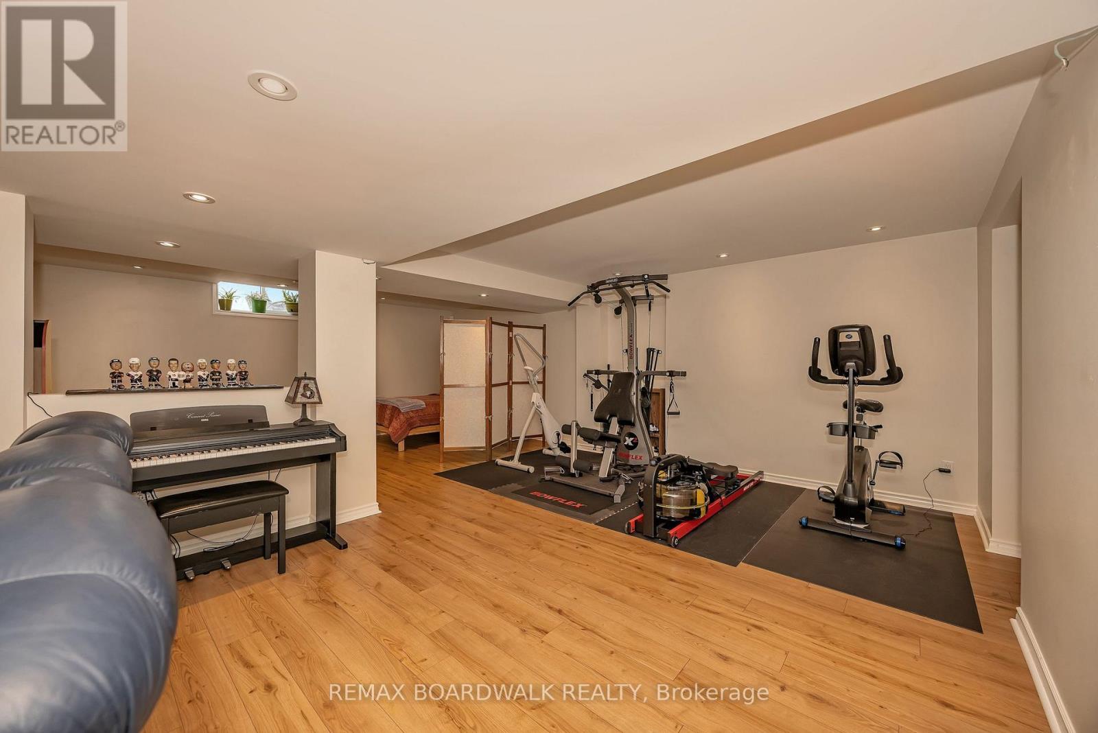 102 Mosswood Court, Ottawa, Ontario  K1V 0N6 - Photo 35 - X13498686