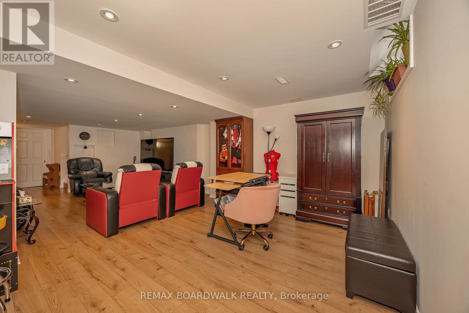 102 Mosswood Court, Ottawa, Ontario  K1V 0N6 - Photo 37 - X13498686