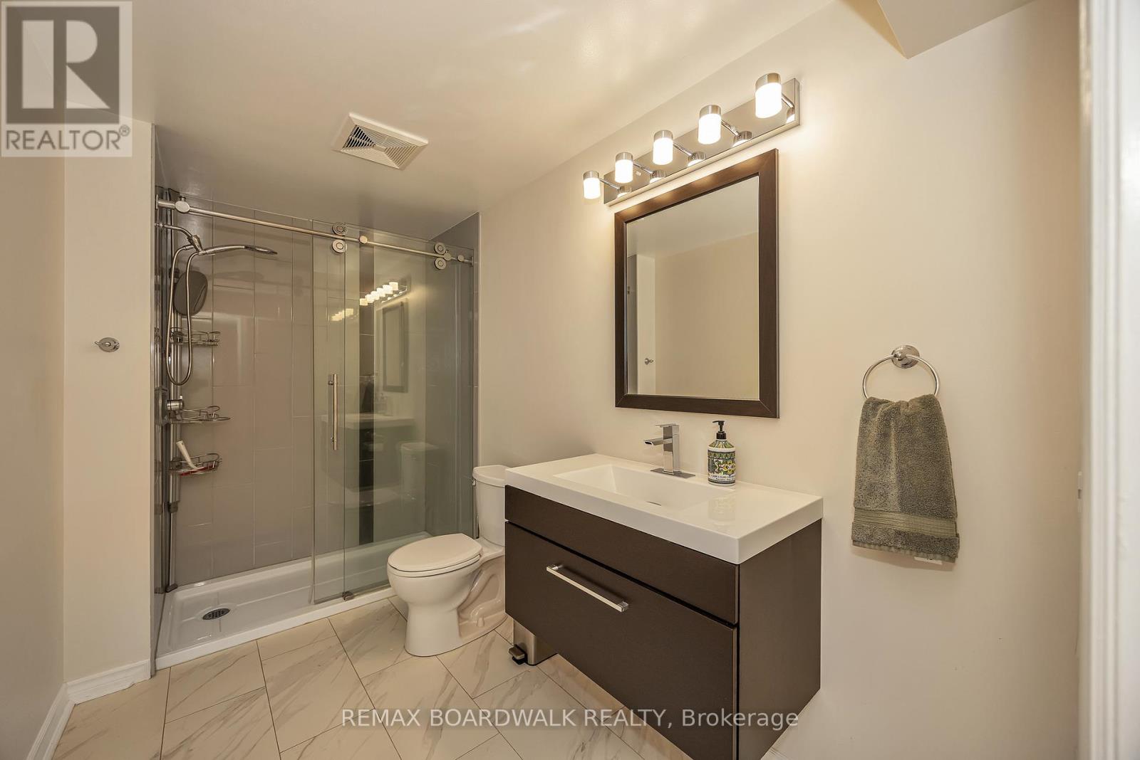 102 Mosswood Court, Ottawa, Ontario  K1V 0N6 - Photo 38 - X13498686