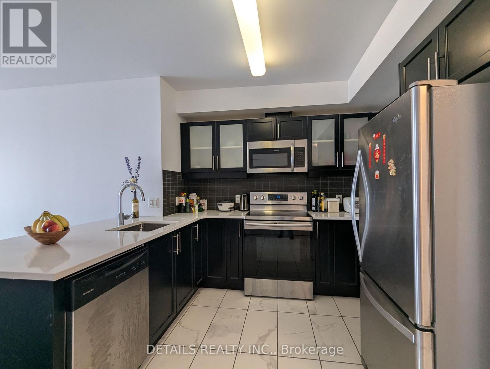 2102 - 195 Besserer Street, Ottawa, Ontario  K1N 0B6 - Photo 2 - X13498792