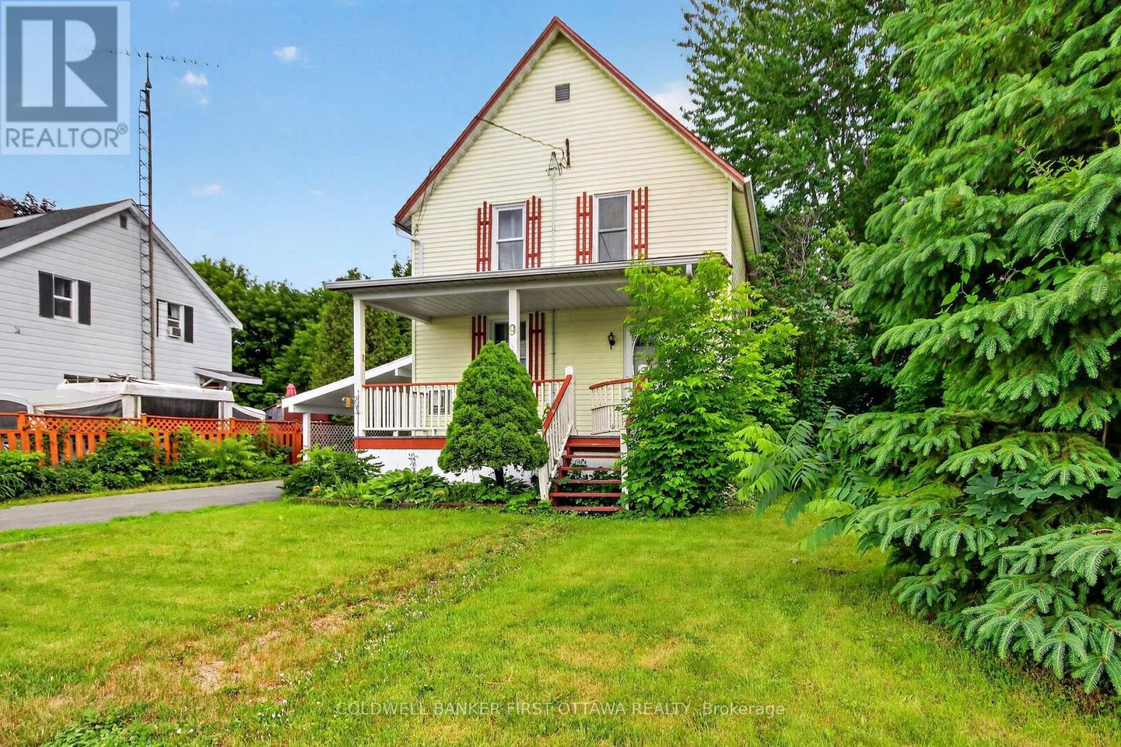 9 Maud Street, South Dundas, Ontario  K0C 1X0 - Photo 3 - X13499004