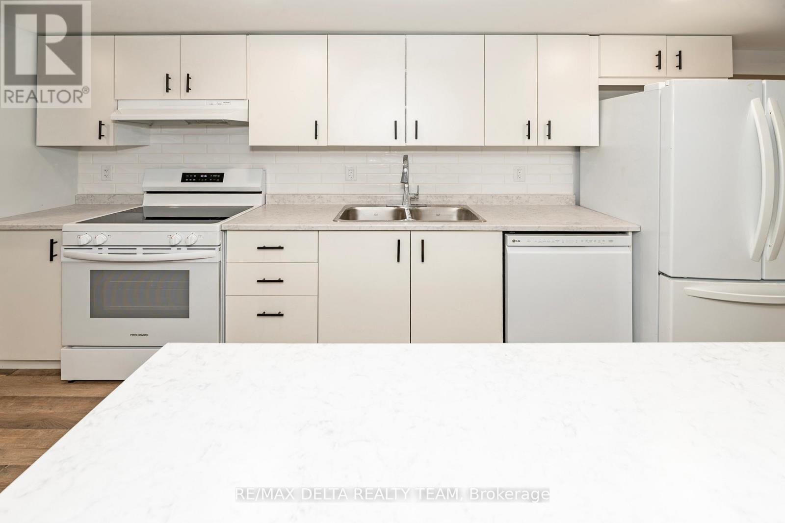 Unit 1 - 2801 Baseline Road, Ottawa, Ontario  K2H 7B6 - Photo 8 - X13499114