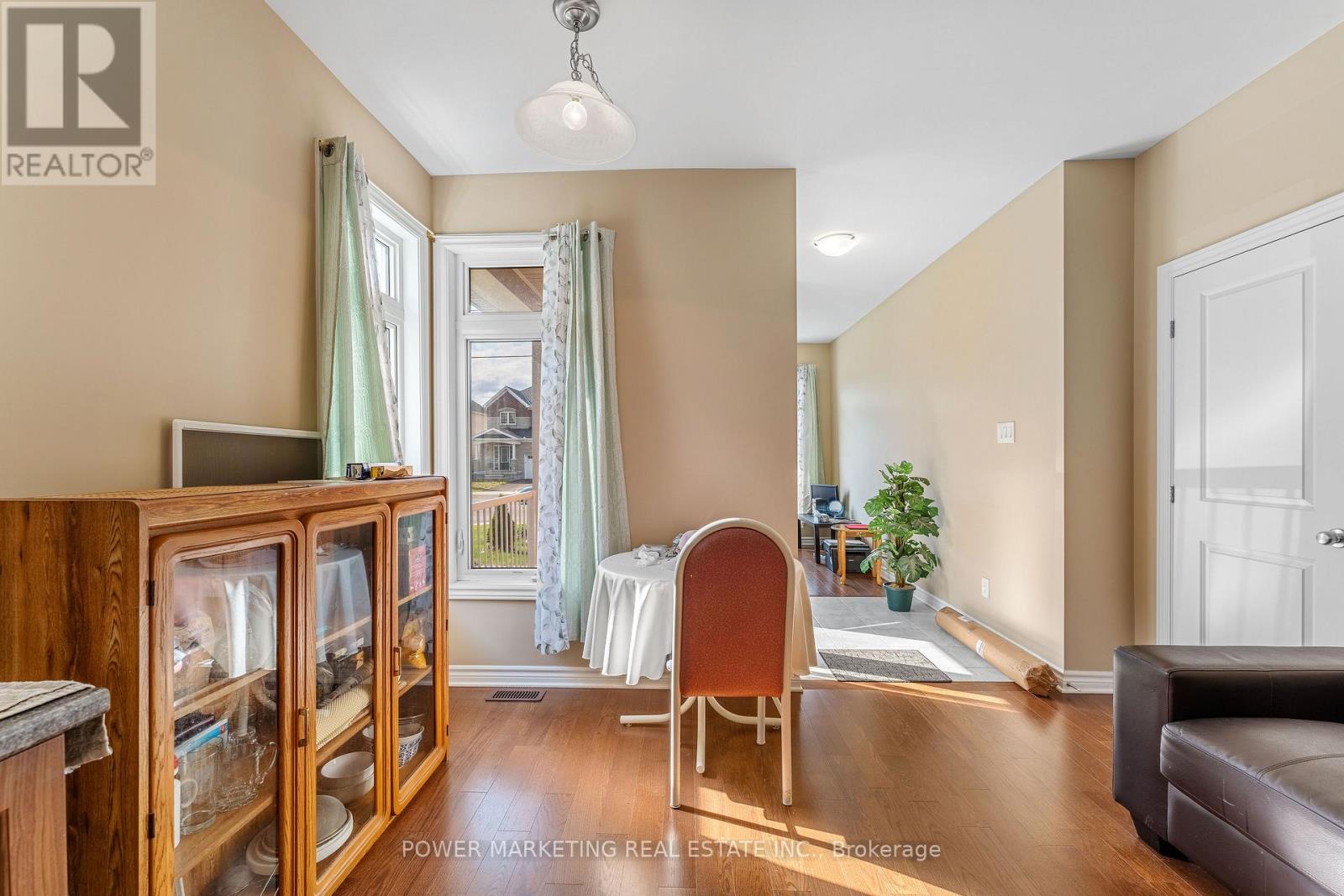 6356 Renaud Road, Ottawa, Ontario  K1W 0R9 - Photo 7 - X13499160