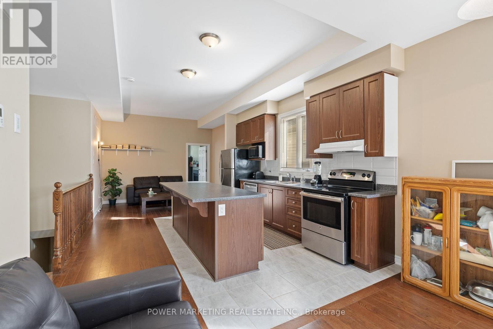 6356 Renaud Road, Ottawa, Ontario  K1W 0R9 - Photo 8 - X13499160