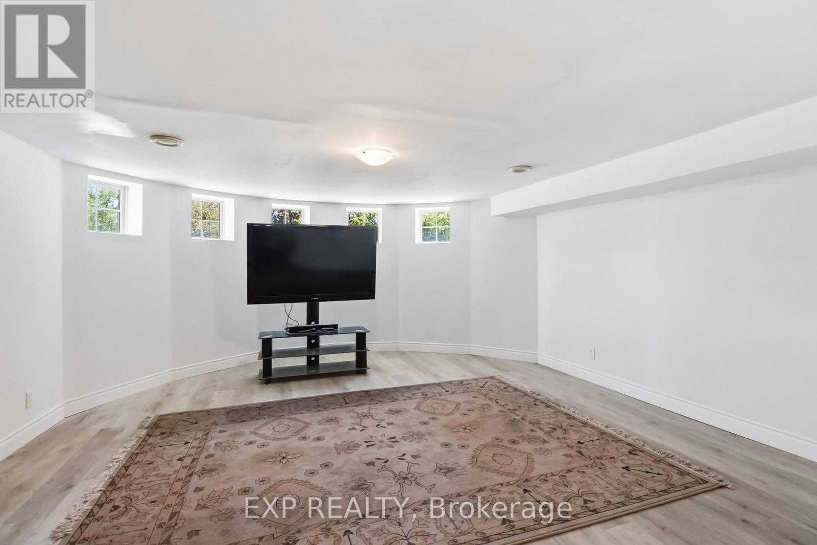 1401 Tamworth Court, Burlington, Ontario  L7P 4V3 - Photo 46 - W13499222