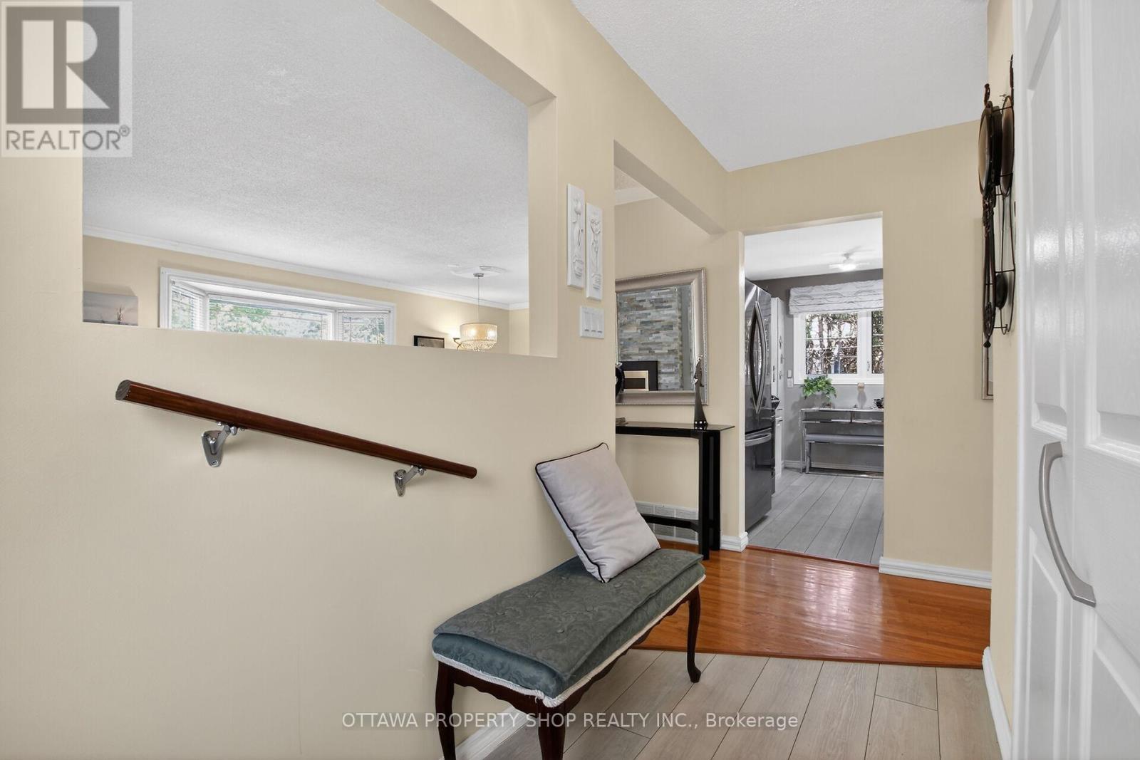 49 Country Lane, Ottawa, Ontario  K2L 1H9 - Photo 5 - X13499674