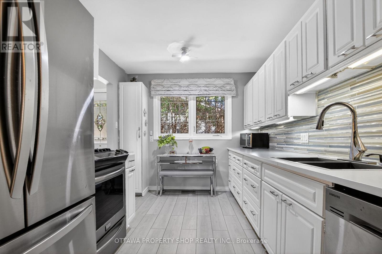 49 Country Lane, Ottawa, Ontario  K2L 1H9 - Photo 7 - X13499674