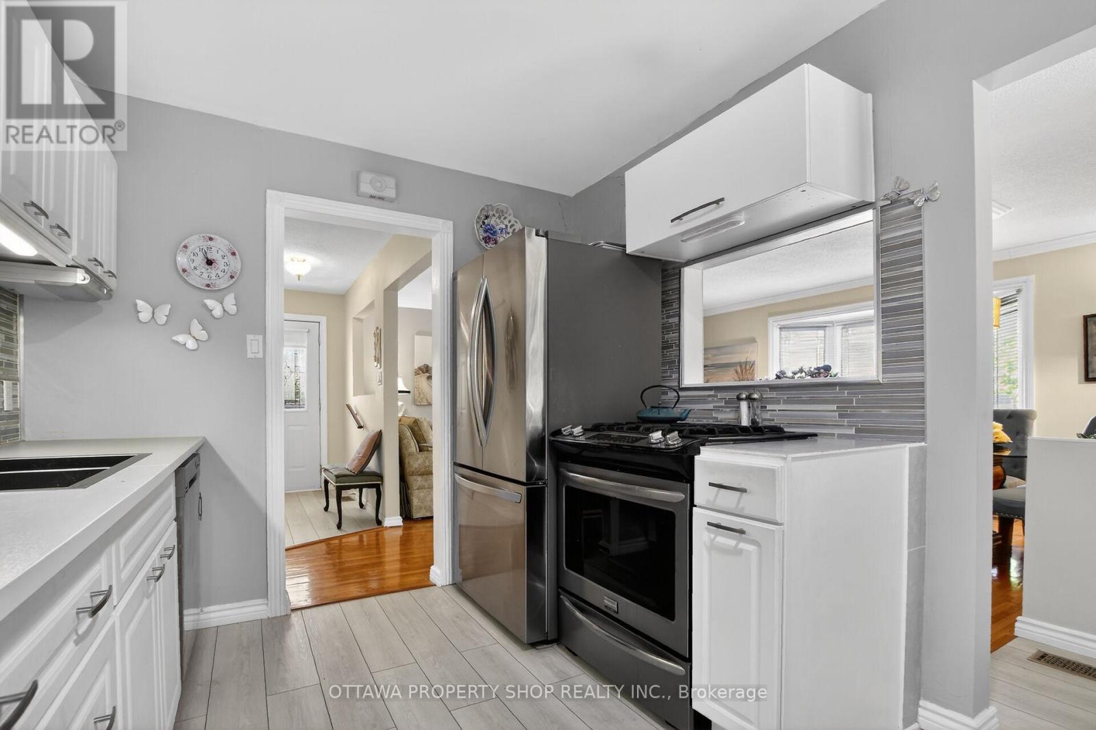 49 Country Lane, Ottawa, Ontario  K2L 1H9 - Photo 8 - X13499674