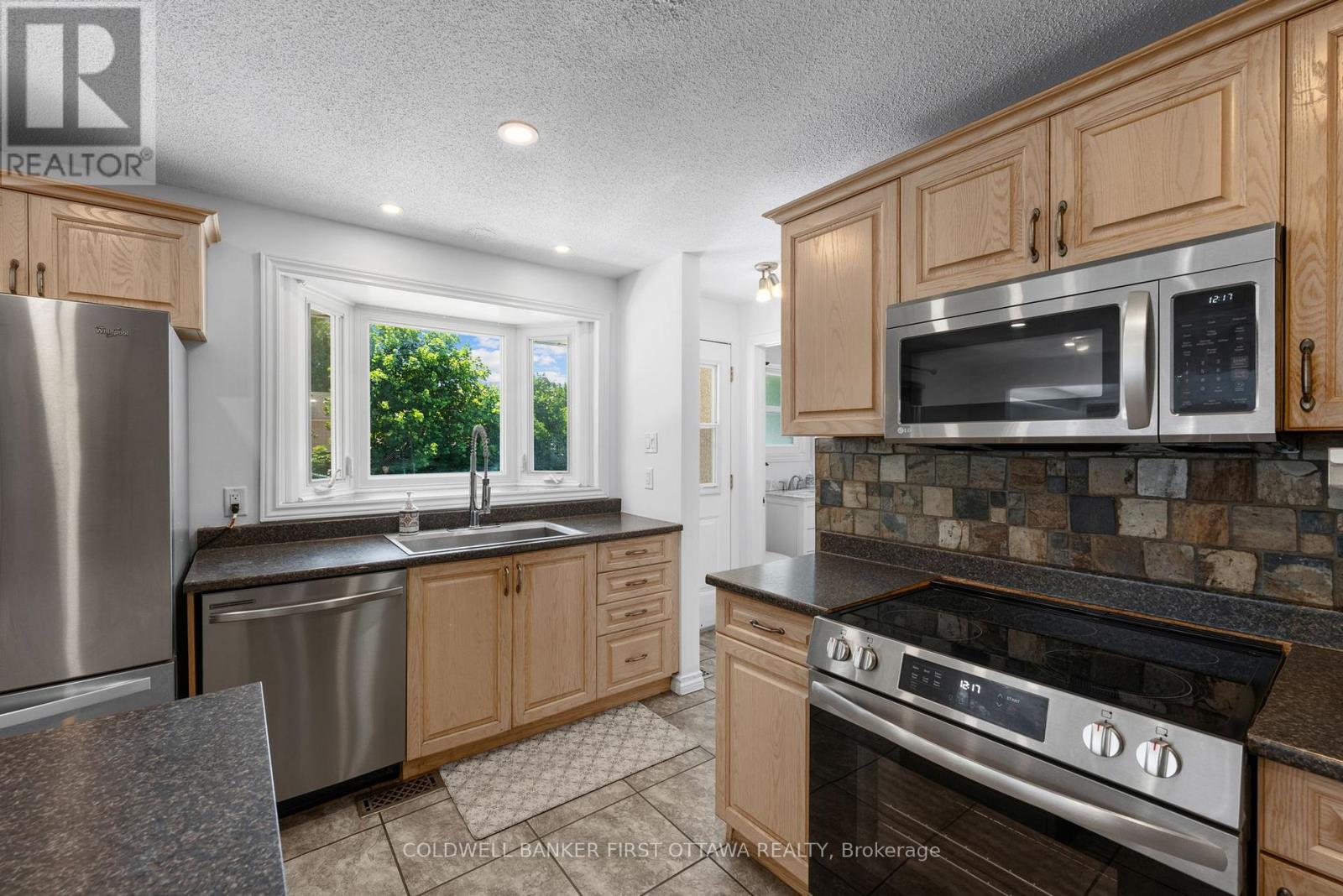 12 Bradgate Drive, Ottawa, Ontario  K2G 0R6 - Photo 11 - X13499764
