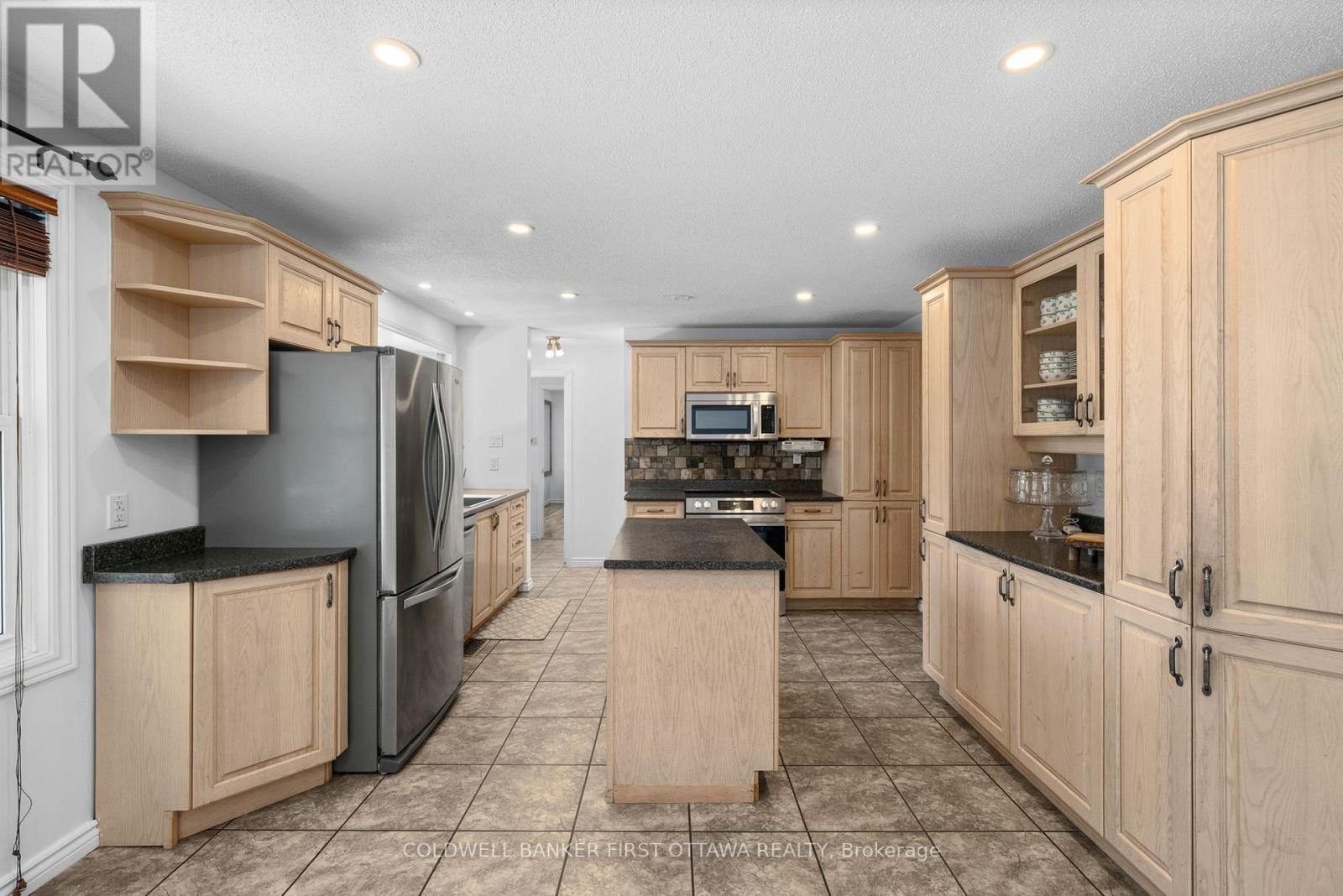 12 Bradgate Drive, Ottawa, Ontario  K2G 0R6 - Photo 12 - X13499764