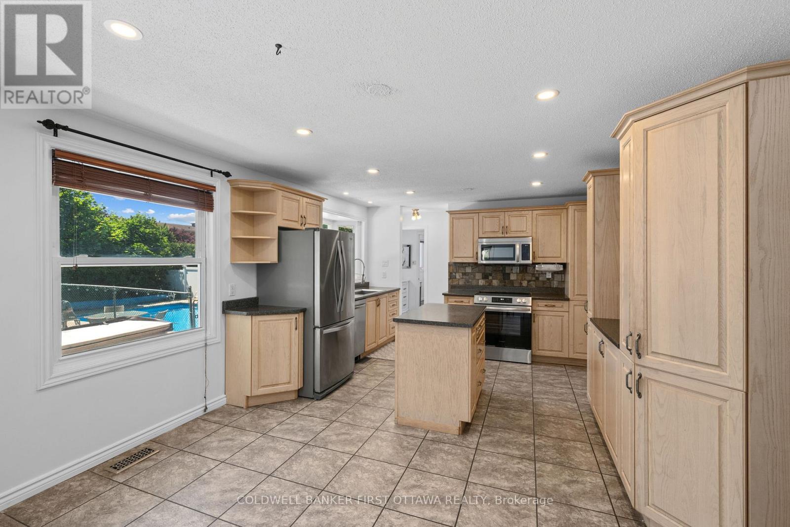 12 Bradgate Drive, Ottawa, Ontario  K2G 0R6 - Photo 13 - X13499764