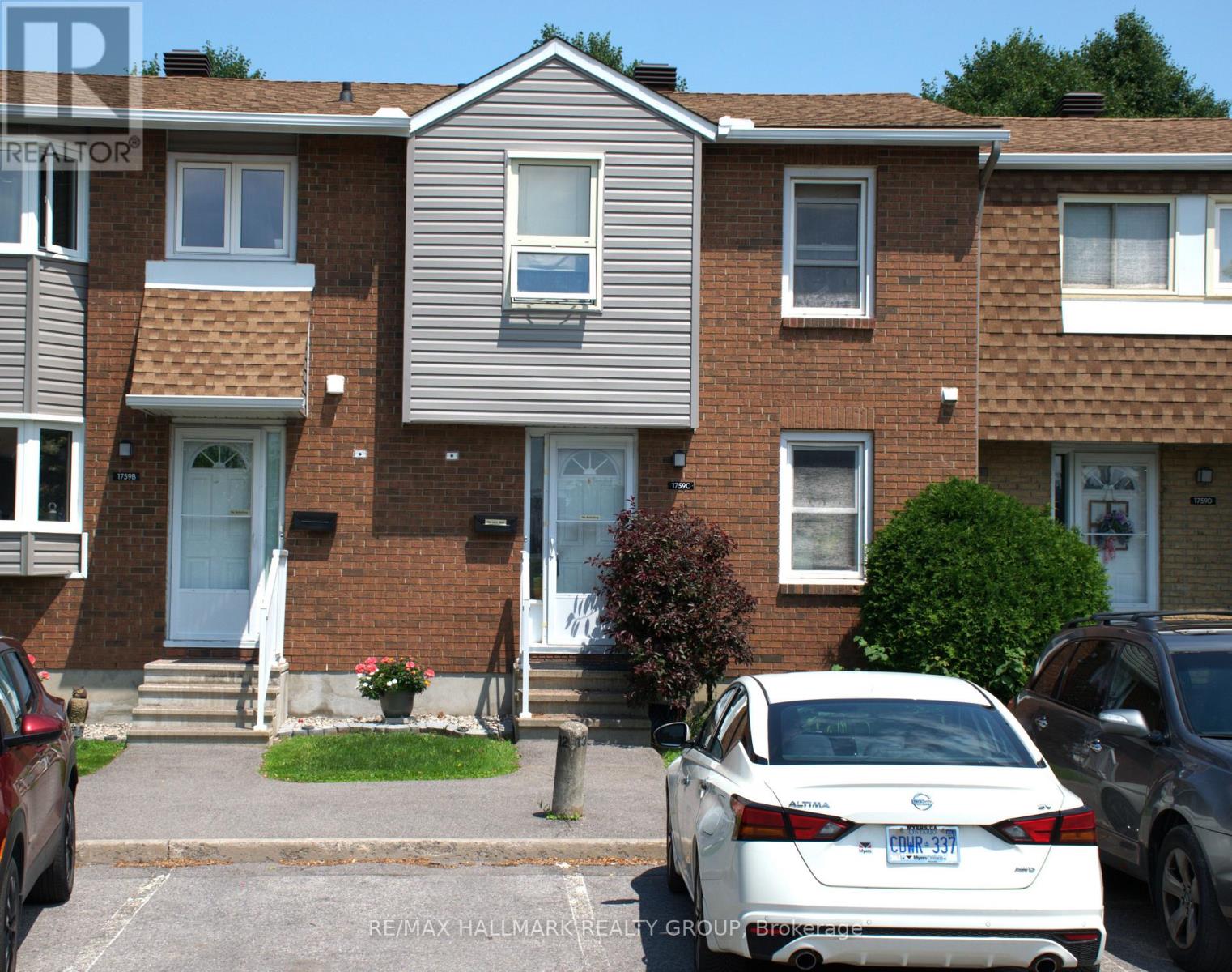 C - 1759 Lamoureux Drive, Ottawa, Ontario  K1E 2N5 - Photo 1 - X13499772