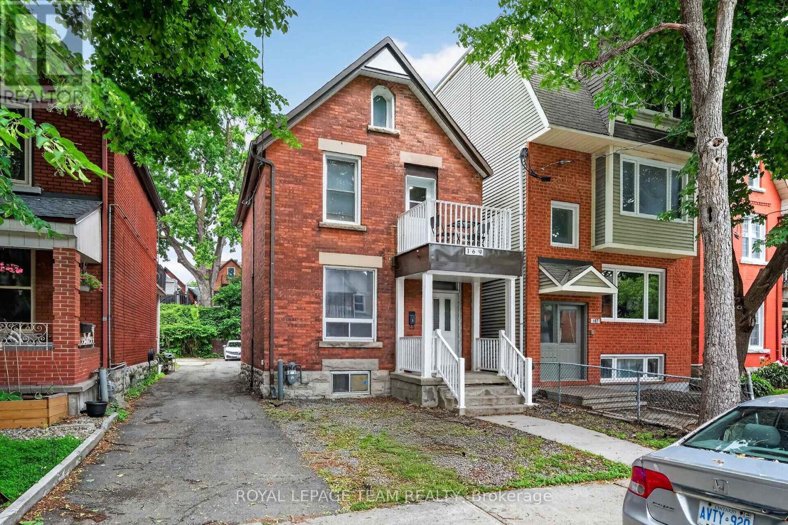 169 Florence Street, Ottawa, Ontario  K1R 5N3 - Photo 1 - X13500076