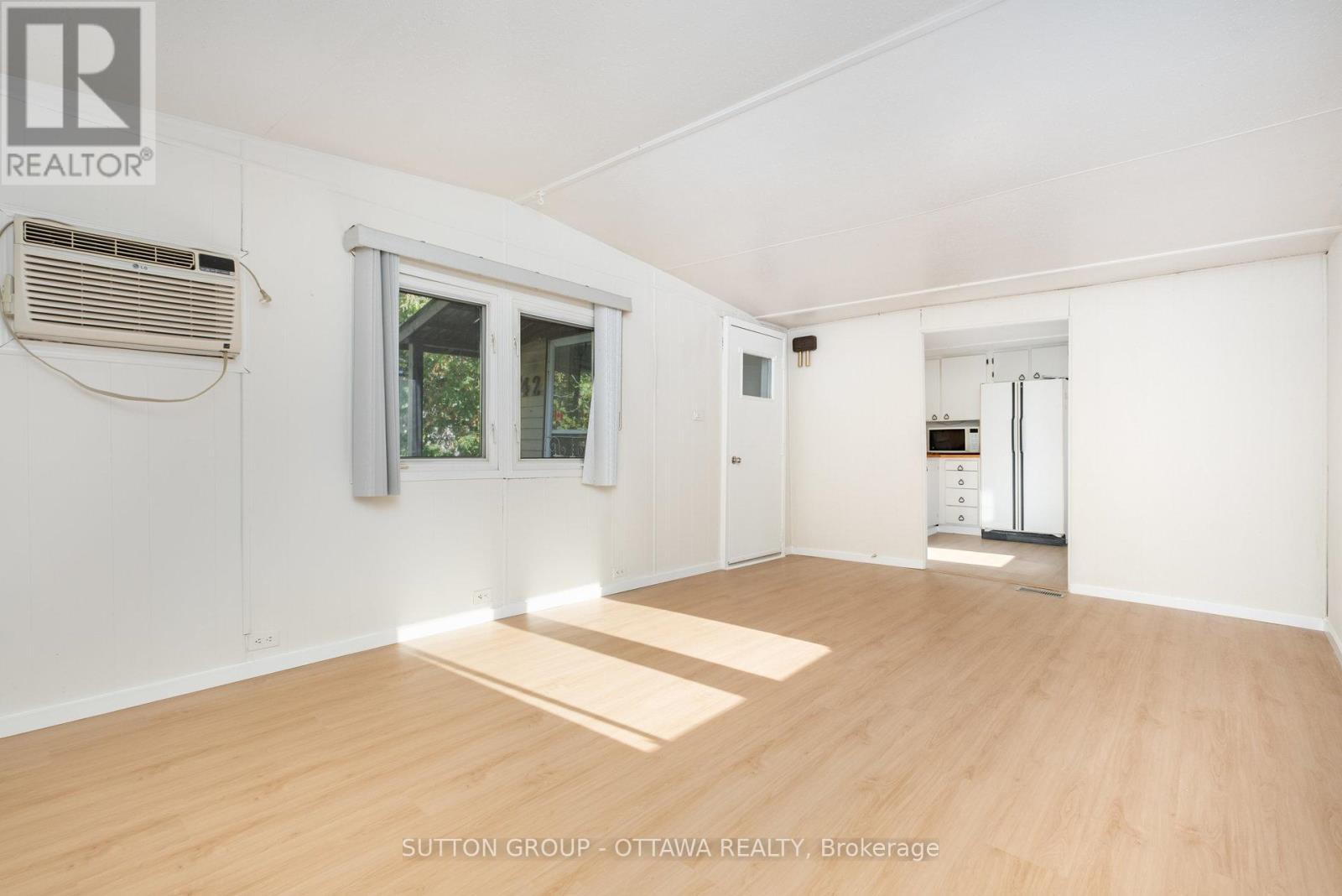 42 - 7481 Mitch Owens Road, Ottawa, Ontario  K1G 3N4 - Photo 4 - X13500106
