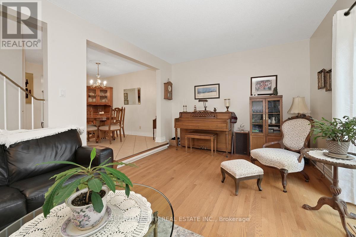 6426 Nuggett Drive, Ottawa, Ontario  K1C 4X8 - Photo 6 - X13500114