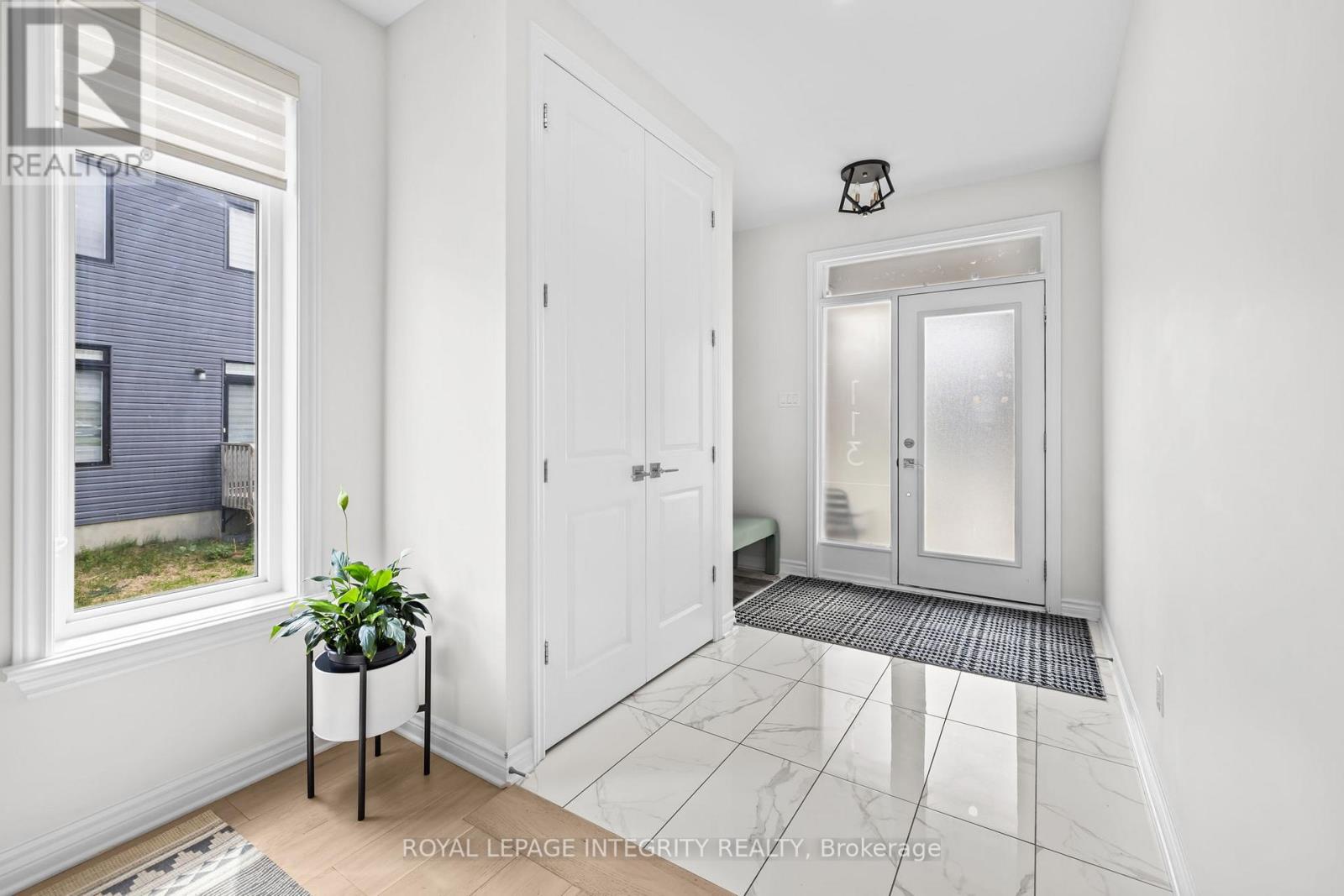 113 Dagenham Street, Ottawa, Ontario  K2S 2N5 - Photo 2 - X13500184