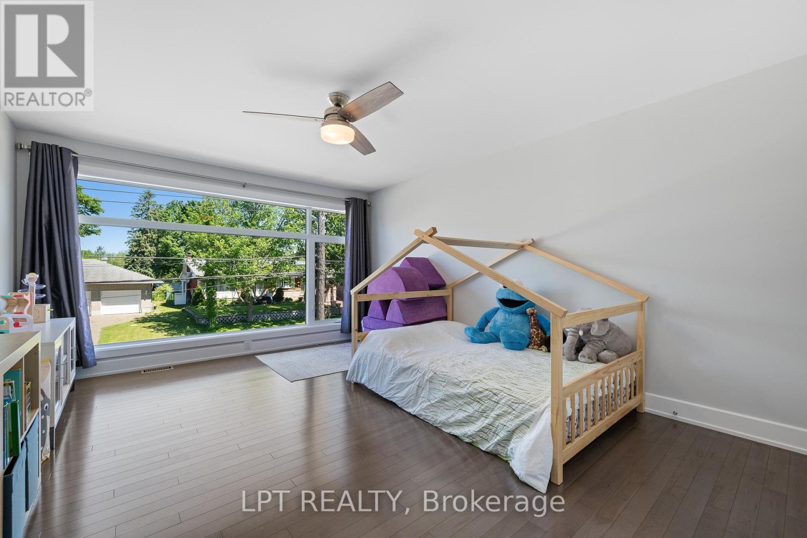 1740 St Barbara Street, Ottawa, Ontario  K1T 1M2 - Photo 25 - X13500362