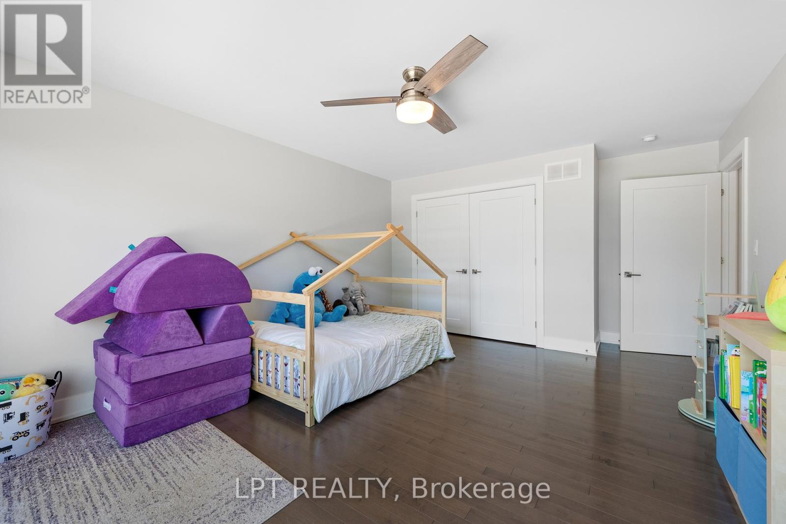 1740 St Barbara Street, Ottawa, Ontario  K1T 1M2 - Photo 26 - X13500362