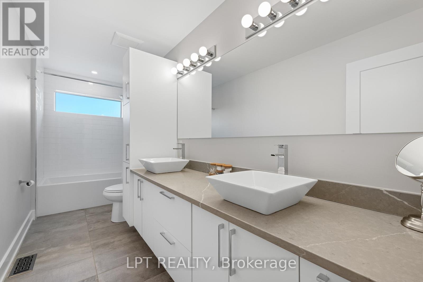 1740 St Barbara Street, Ottawa, Ontario  K1T 1M2 - Photo 31 - X13500362