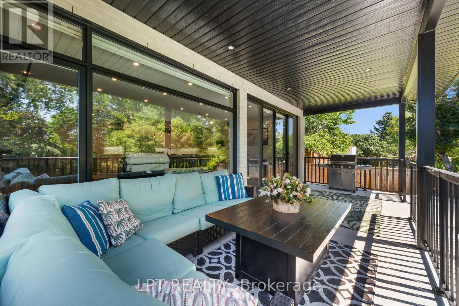 1740 St Barbara Street, Ottawa, Ontario  K1T 1M2 - Photo 40 - X13500362