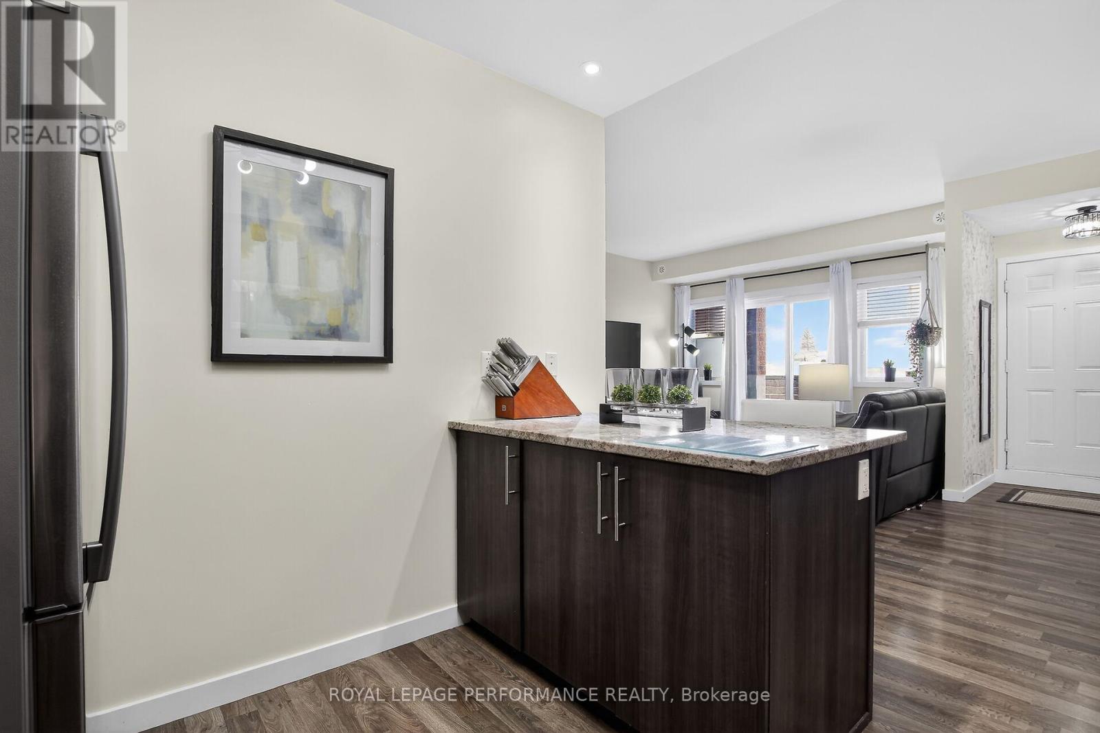 B - 135 Harthill Way, Ottawa, Ontario  K2J 5V1 - Photo 15 - X13500506