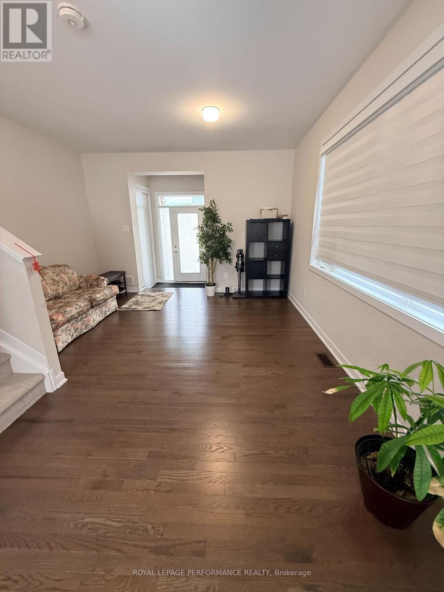208 Falsetto Street, Ottawa, Ontario  K1W 0S2 - Photo 10 - X13500822