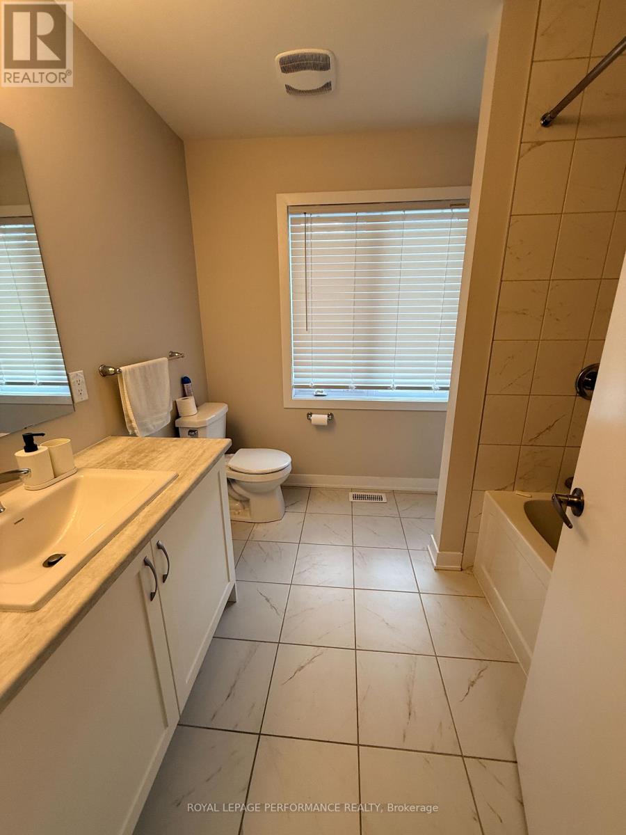 208 Falsetto Street, Ottawa, Ontario  K1W 0S2 - Photo 23 - X13500822
