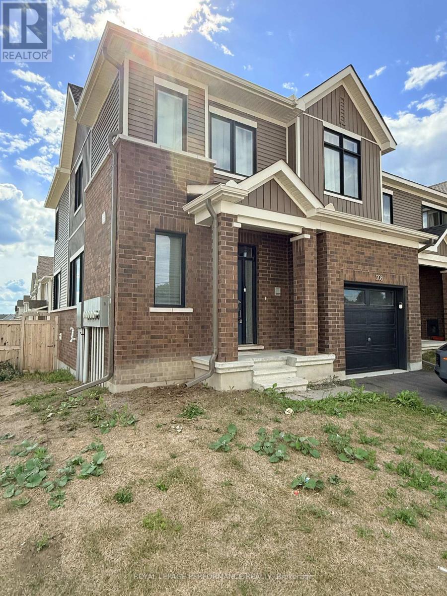 208 Falsetto Street, Ottawa, Ontario  K1W 0S2 - Photo 3 - X13500822