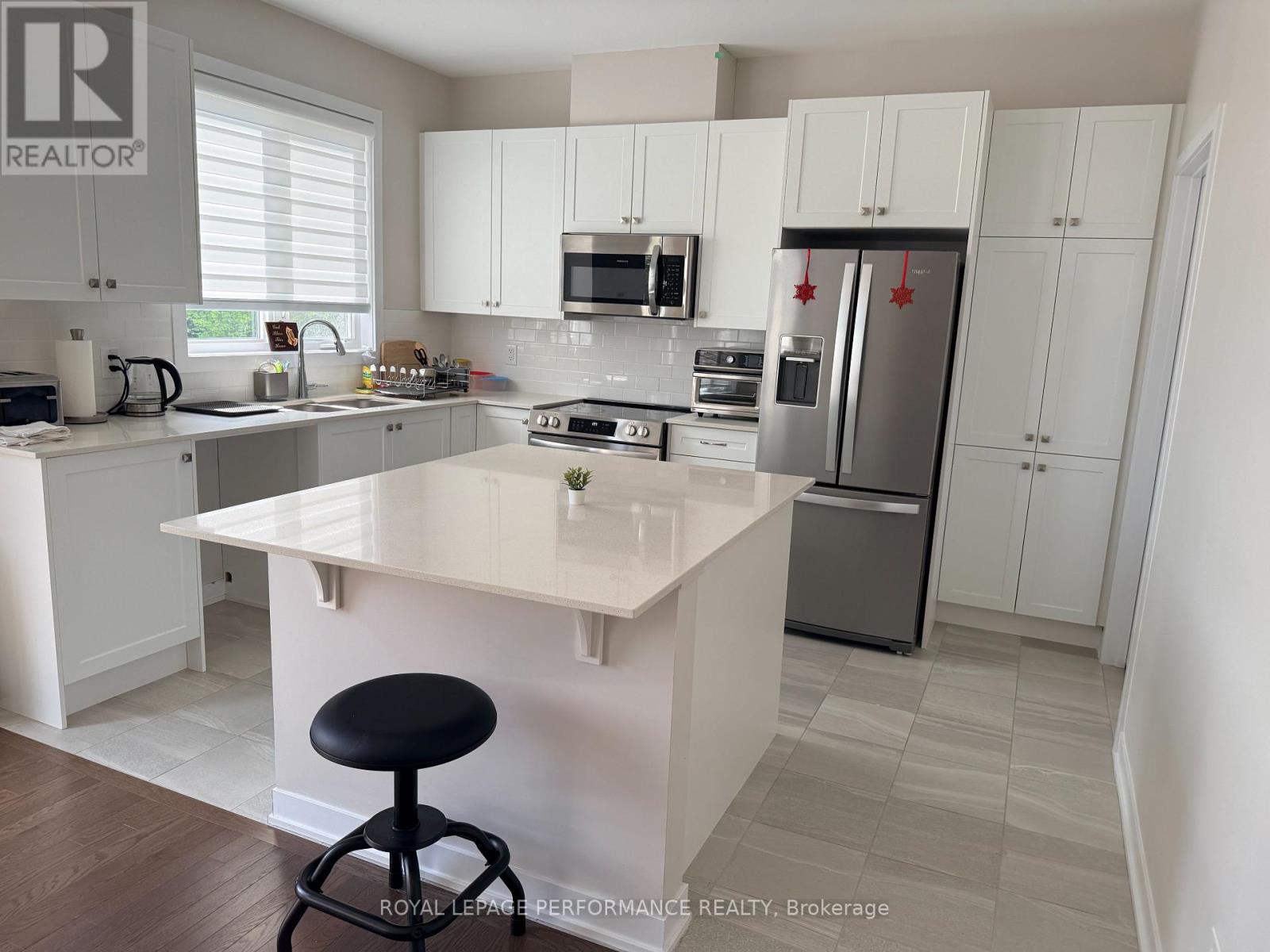 208 Falsetto Street, Ottawa, Ontario  K1W 0S2 - Photo 6 - X13500822