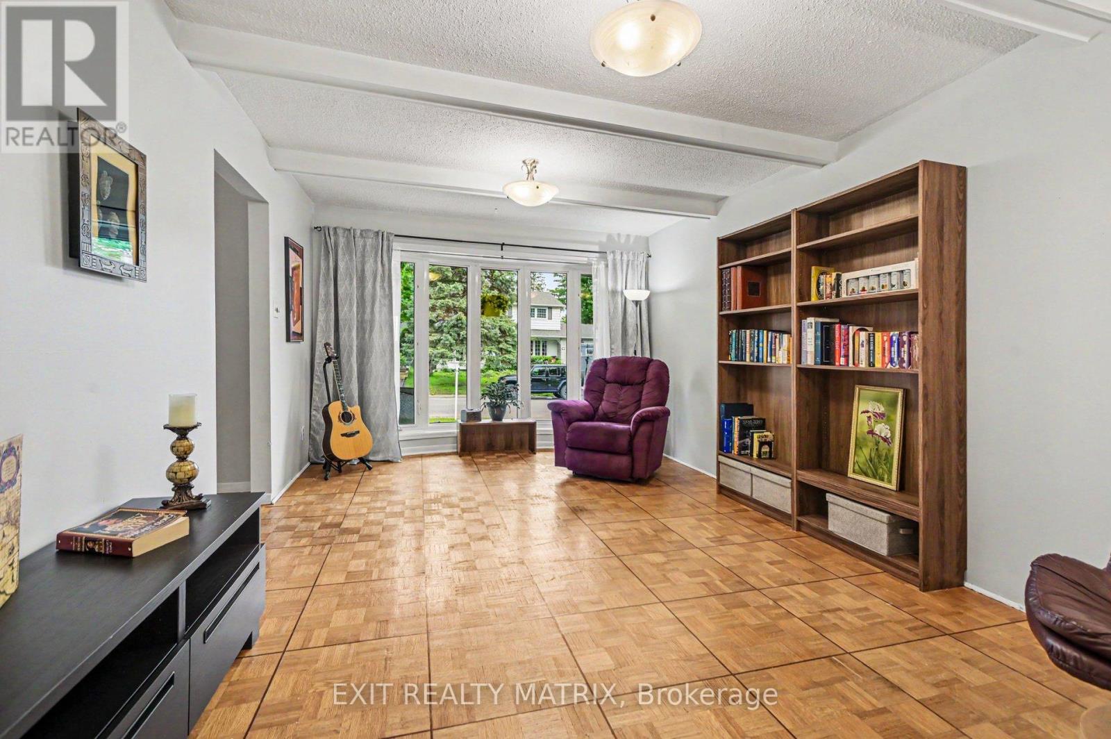 18 Highpark Crescent, Ottawa, Ontario  K1B 3G8 - Photo 17 - X13501090
